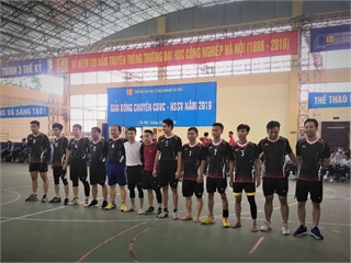 Đội bóng chuyền nam CBGV - HSSV khoa Điện tử xuất sắc lọt vào vòng Bán kết