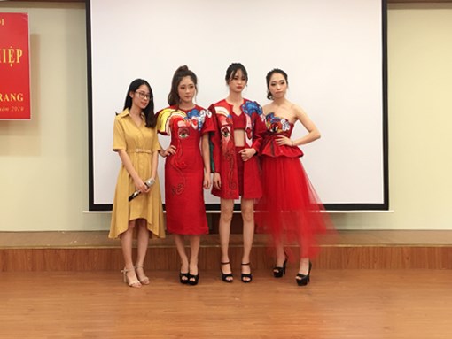 LỄ BẢO VỆ ĐỒ ÁN TỐT NGHIỆP