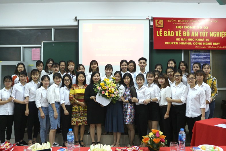 SINH VIÊN NGÀNH CÔNG NGHỆ MAY K10