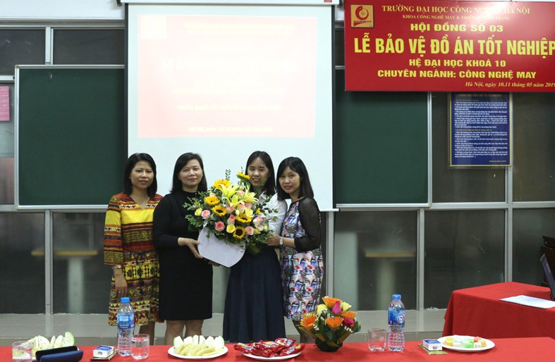 SINH VIÊN NGÀNH CÔNG NGHỆ MAY K10