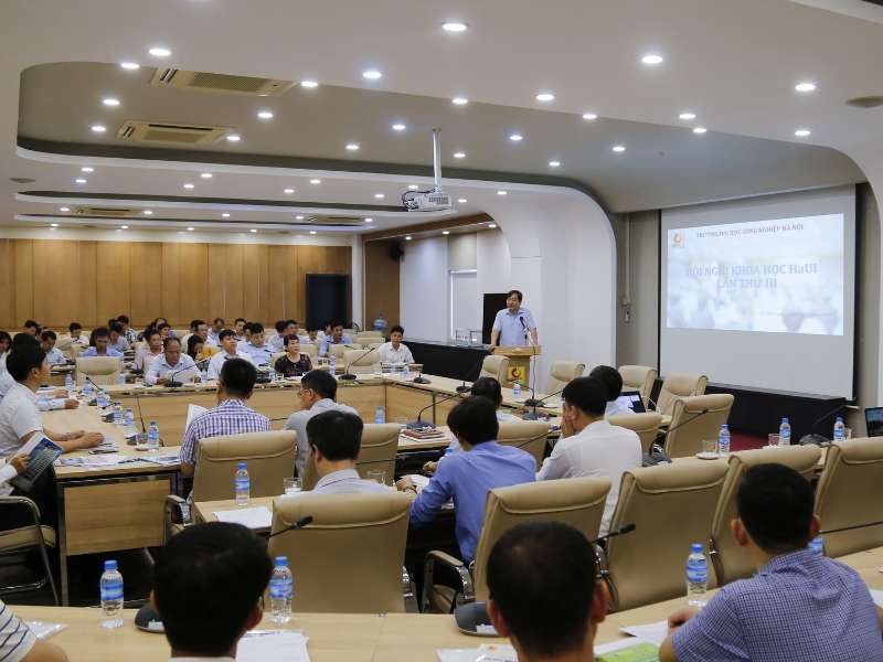 Đại học Công nghiệp Hà Nội tổ chức Hội nghị Khoa học chào mừng Ngày khoa học và công nghệ Việt Nam 18/5