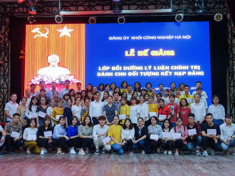 142 học viên hoàn thành khóa đào tạo bồi dưỡng kết nạp Đảng năm 2019