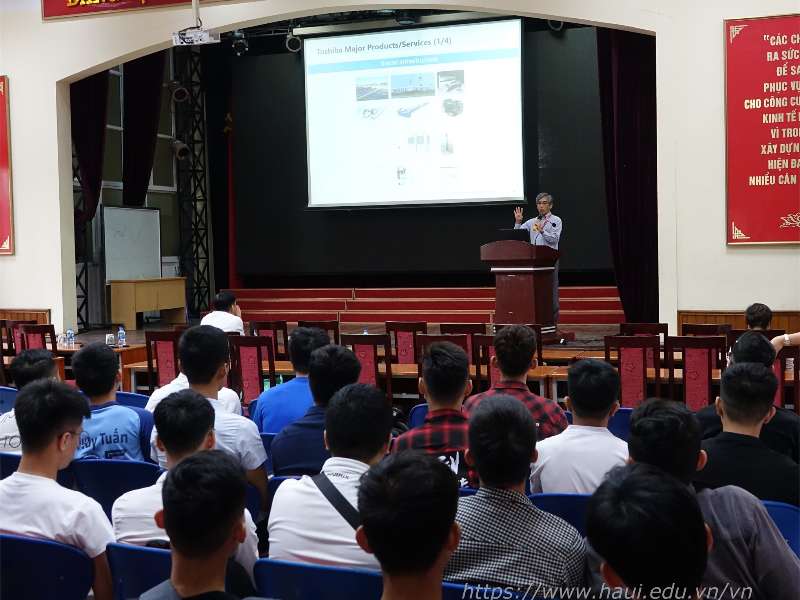 Many internship opportunities for IT and Electronics students