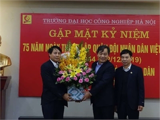 Gặp mặt thân mật cựu chiến binh, cựu quân nhân Trường Đại học Công nghiệp Hà Nội