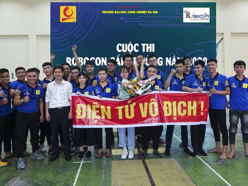 DTO3 team won First Prize at HaUI Robocon Contest 2020