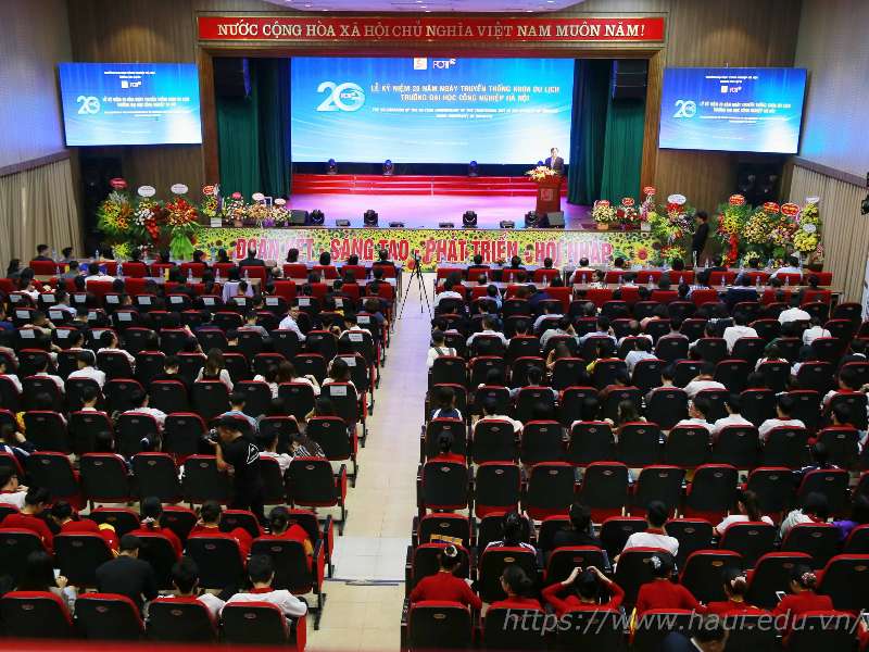 Kỷ niệm 20 năm ngày truyền thống khoa Du lịch