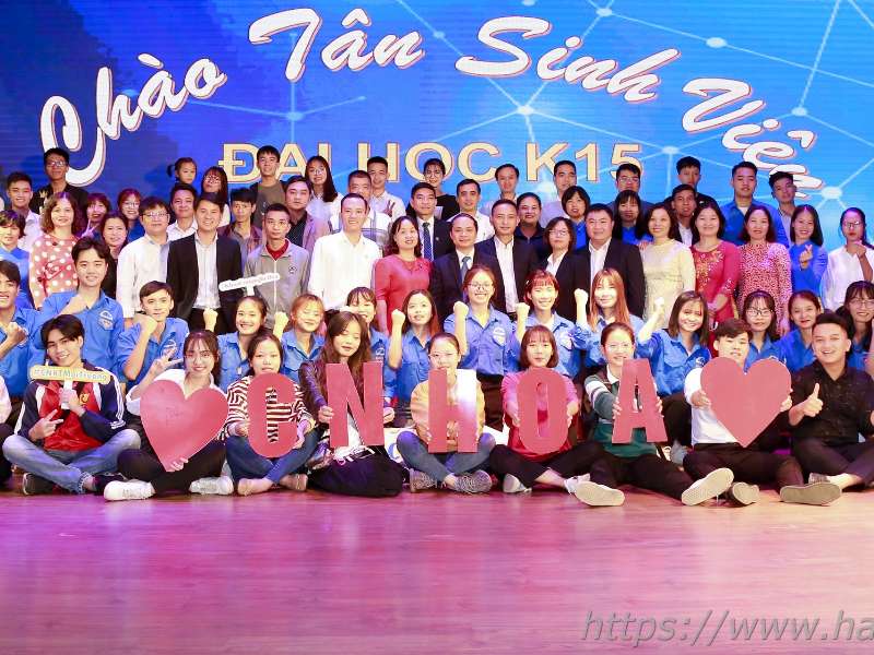 HaUI Freshmen Festival 2020: warm, impressive, colorful