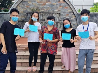 Hơn 1.000 viên chức, người lao động, sinh viên nội trú và sinh viên quốc tế của Đại học Công nghiệp Hà Nội được tiêm vắc-xin phòng COVID-19