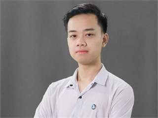 The multitalented male student of HaUI used to be a shy boy