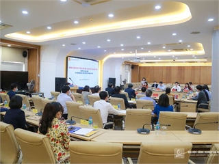 The delegation of the National Assembly's Committee for Culture and Education worked with Hanoi University of Industry