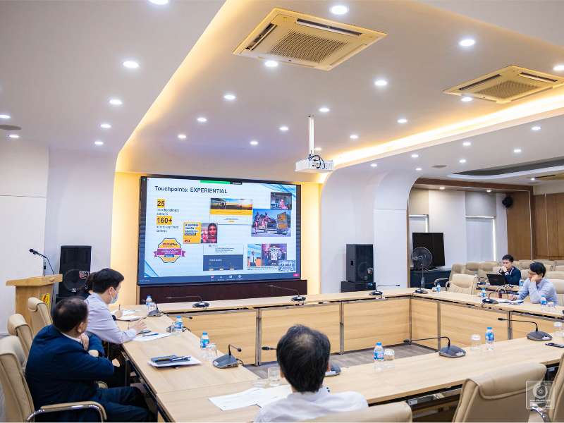 Training workshop on formulating strategy, vision and communication; teaching and learning skills in the digital age