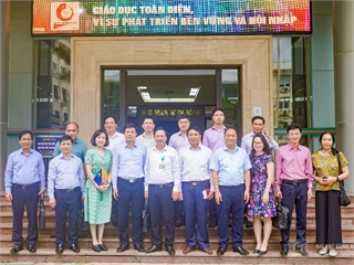 Đoàn công tác Ban Thi đua - Khen thưởng Trung ương và Văn phòng Bộ Công Thương thăm, làm việc tại Trường Đại học Công nghiệp Hà Nội
