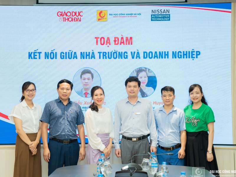 University-Enterprise cooperation in training high-quality human resources