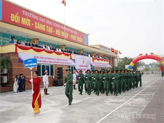 [Công Thương] Trường Đại học Công nghiệp Hà Nội tổ chức Lễ khai giảng chào đón hơn 8.000 tân sinh viên