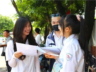 [laodong] Học sinh băn khoăn chọn ngành hay trường trước