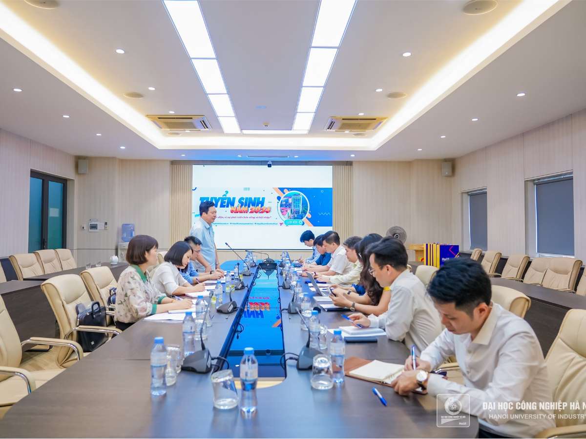 Thai Binh Provincial Department of Science and Technology paid a working visit to Hanoi University of Industry