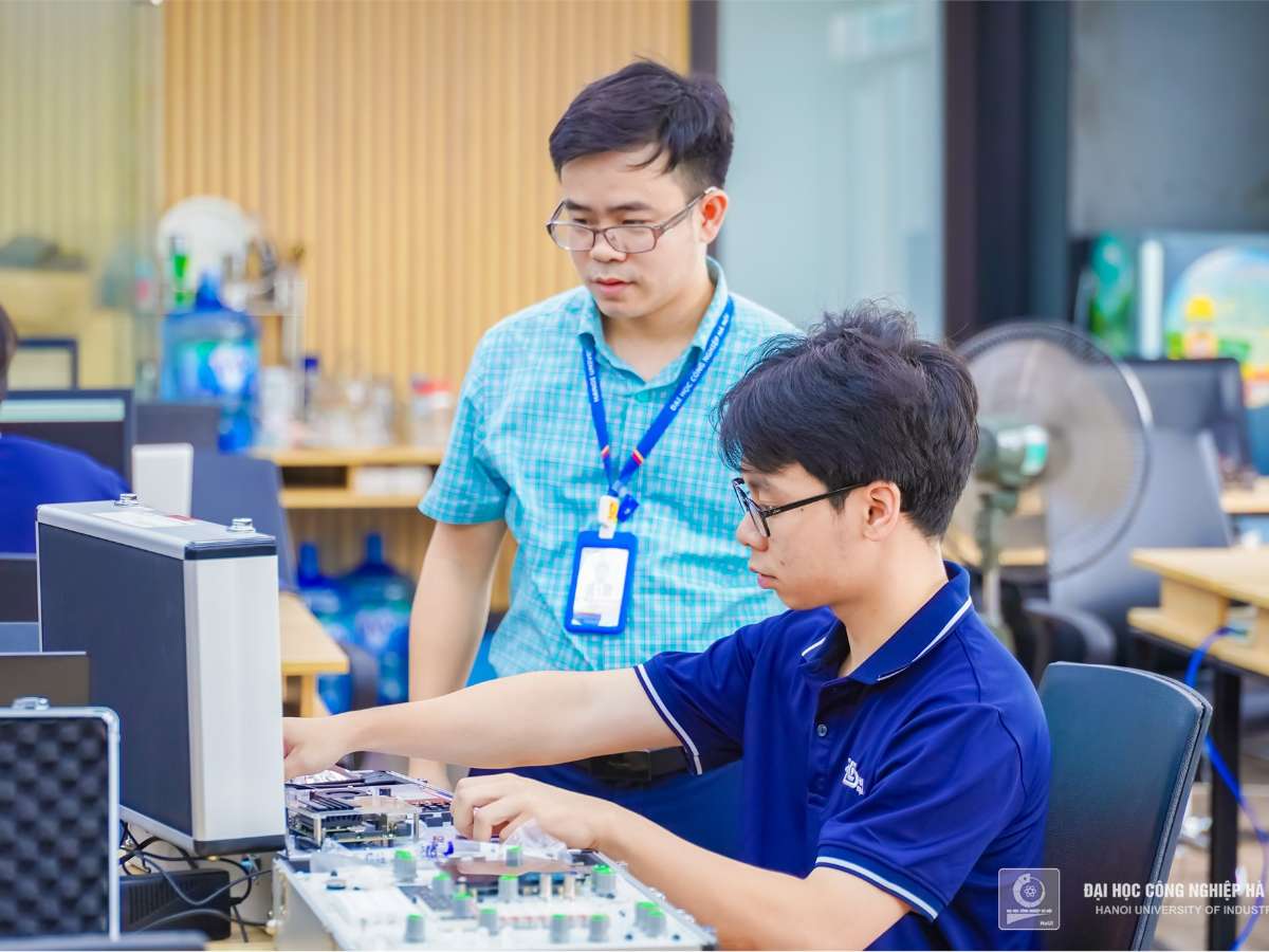 Biomedical Electronics Technology - A Leading training program in the Digital Technology Era